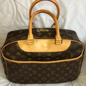 Louis Vuitton -Deauville